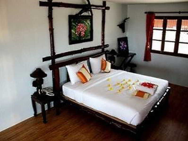 Alongkot Beach Resort Khanom Buitenkant foto